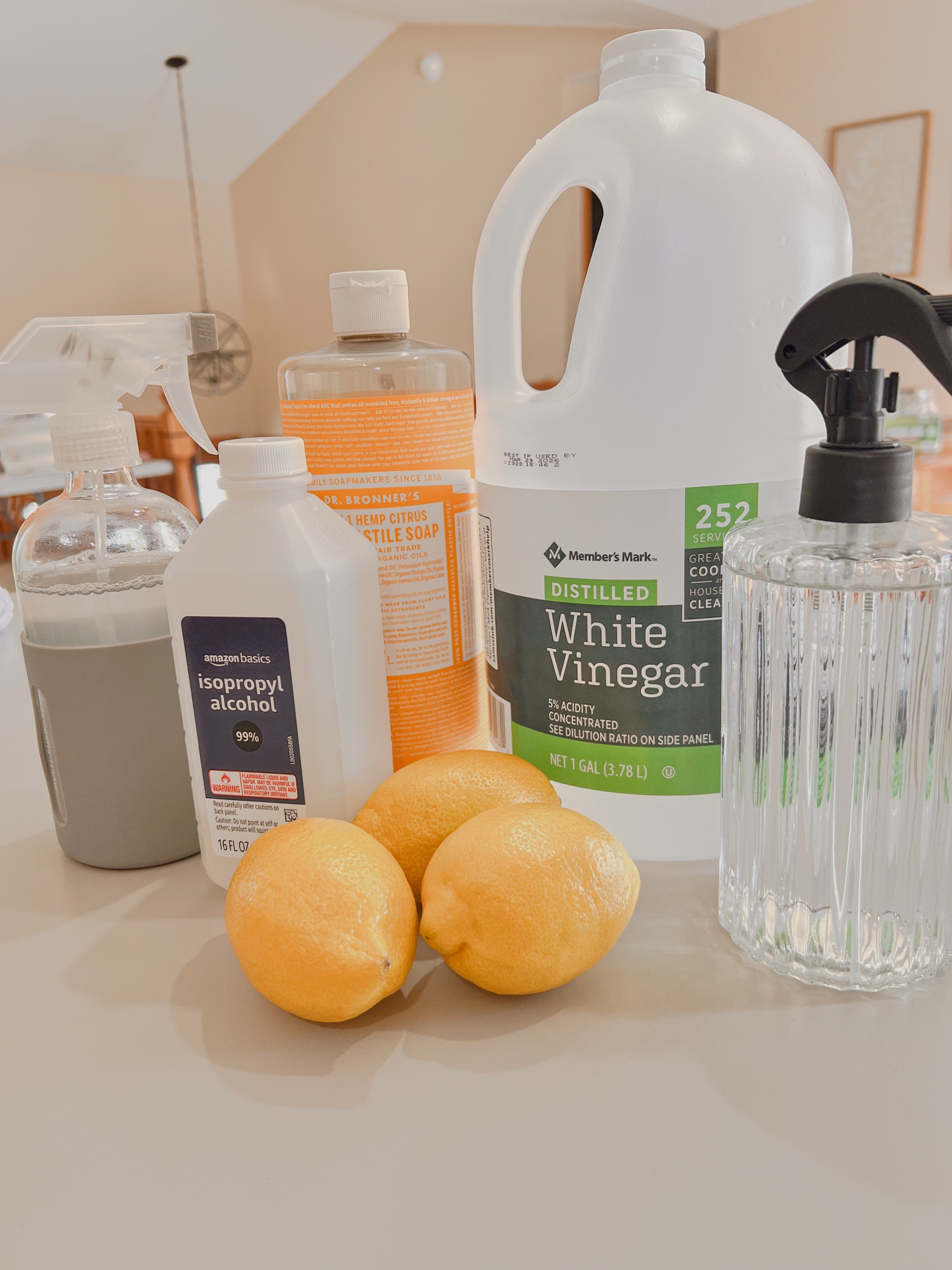 The Ultimate Guide to Homemade House Cleaners: Natural, Effective, Simple