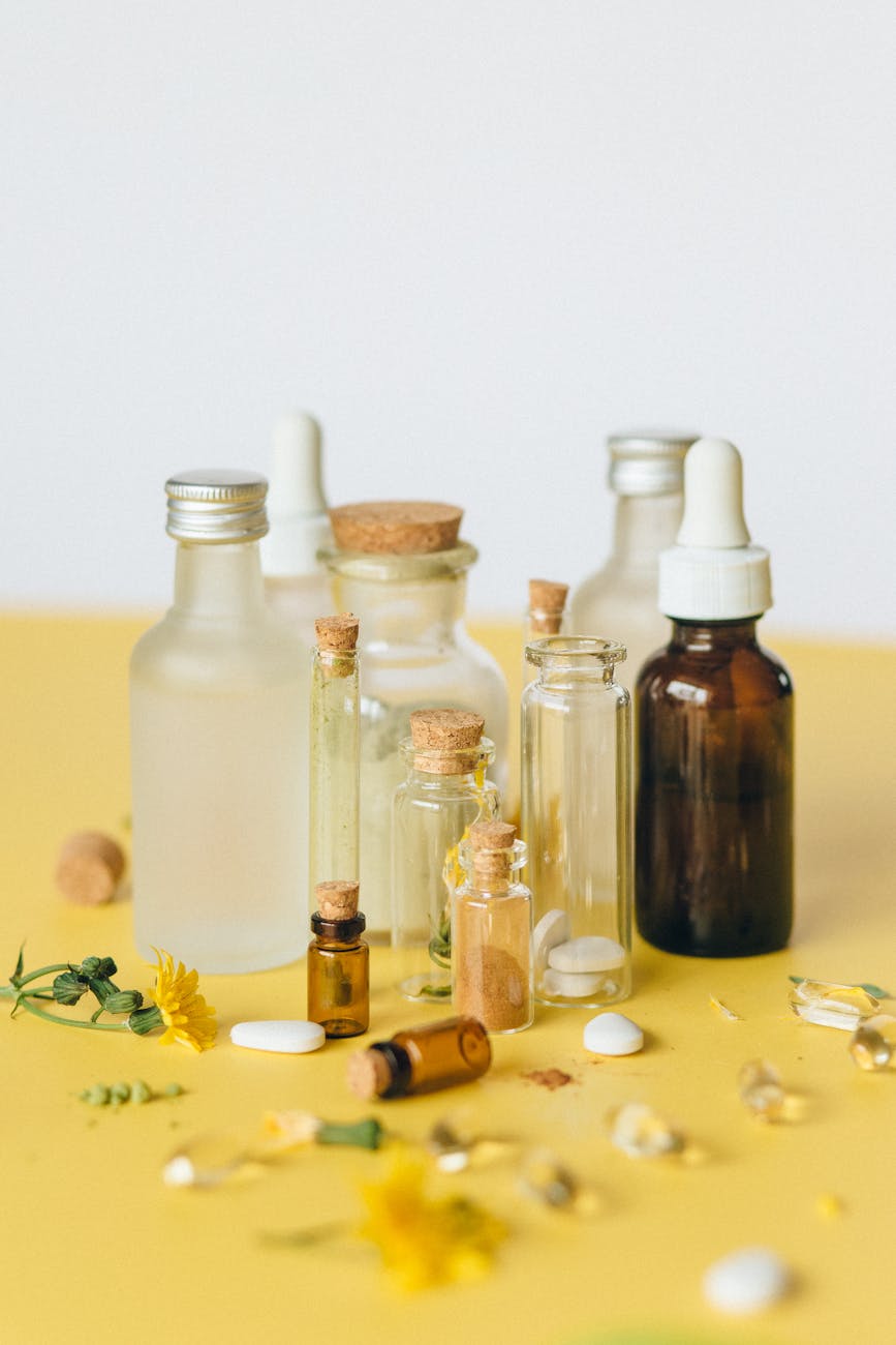 How to Create Your Own Herbal First Aid&nbsp;Kit